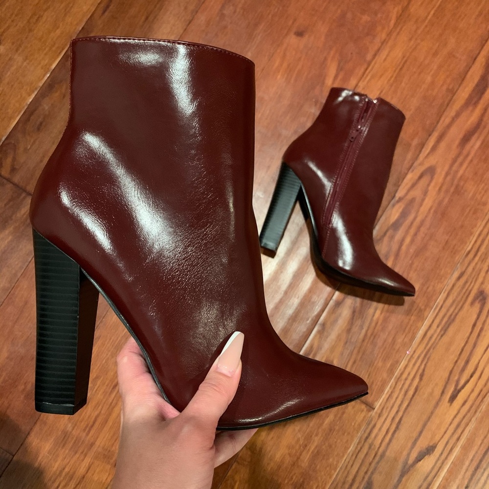 Burgundy pointed heel booties